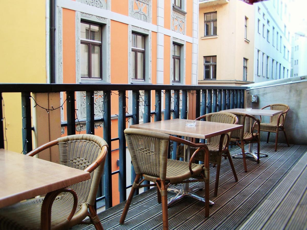 Wicked Weasel Hostel Riga Eksteriør bilde